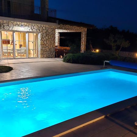 Villa Dora Suzan Εξωτερικό φωτογραφία