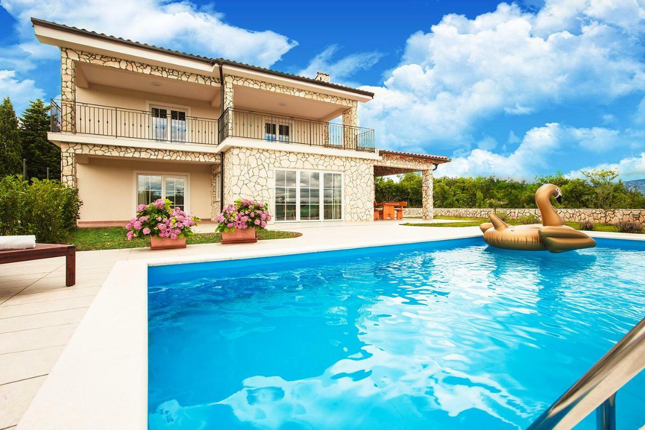 Villa Dora Suzan Εξωτερικό φωτογραφία