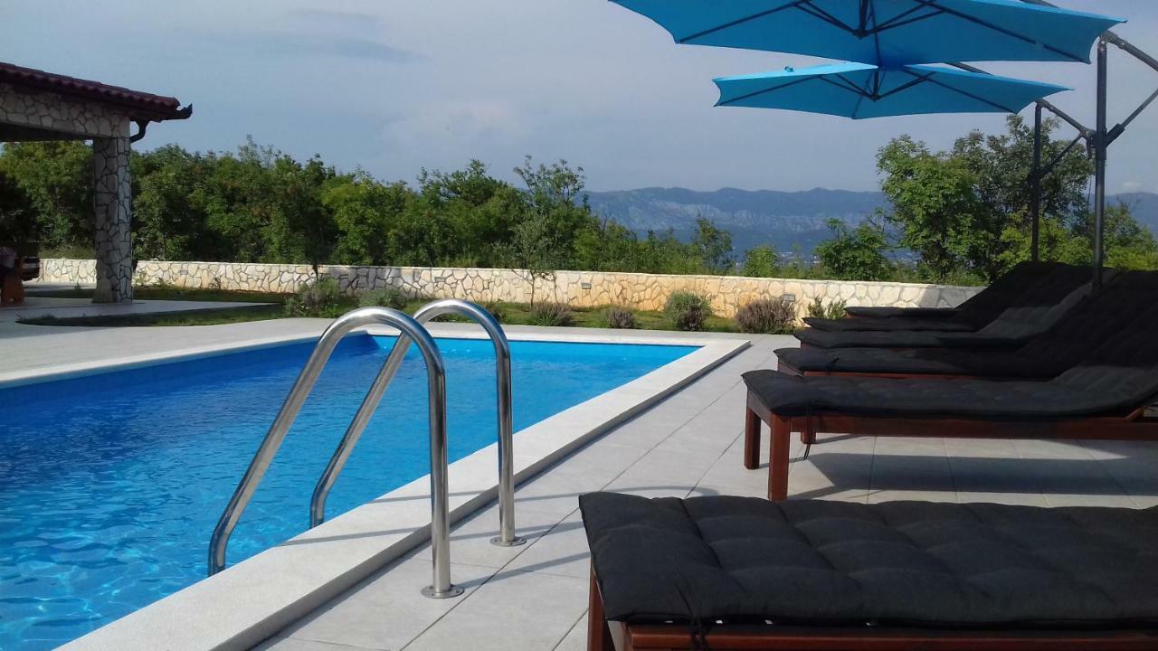 Villa Dora Suzan Εξωτερικό φωτογραφία